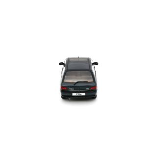 RENAULT CLIO BACCARA 1.8 ABYSS GREEN 1995 OttO mobile 1:18 Resinemodell (Türen, Motorhaube... nicht zu öffnen!)
